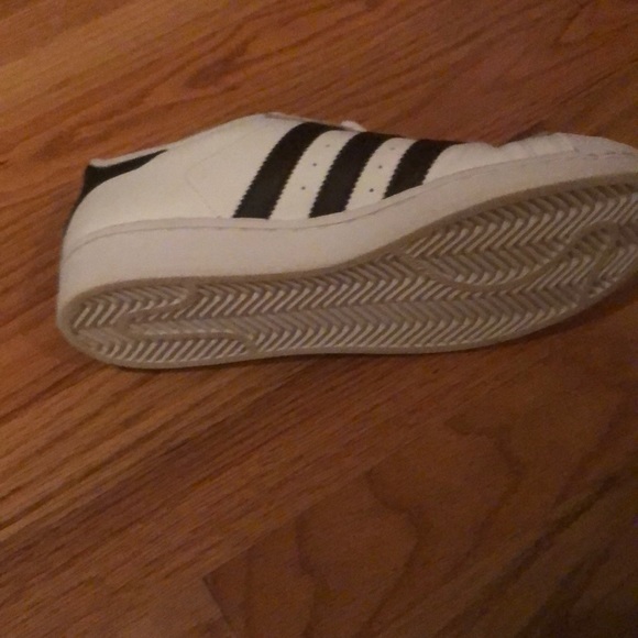 Adidas - Picture 4 of 5